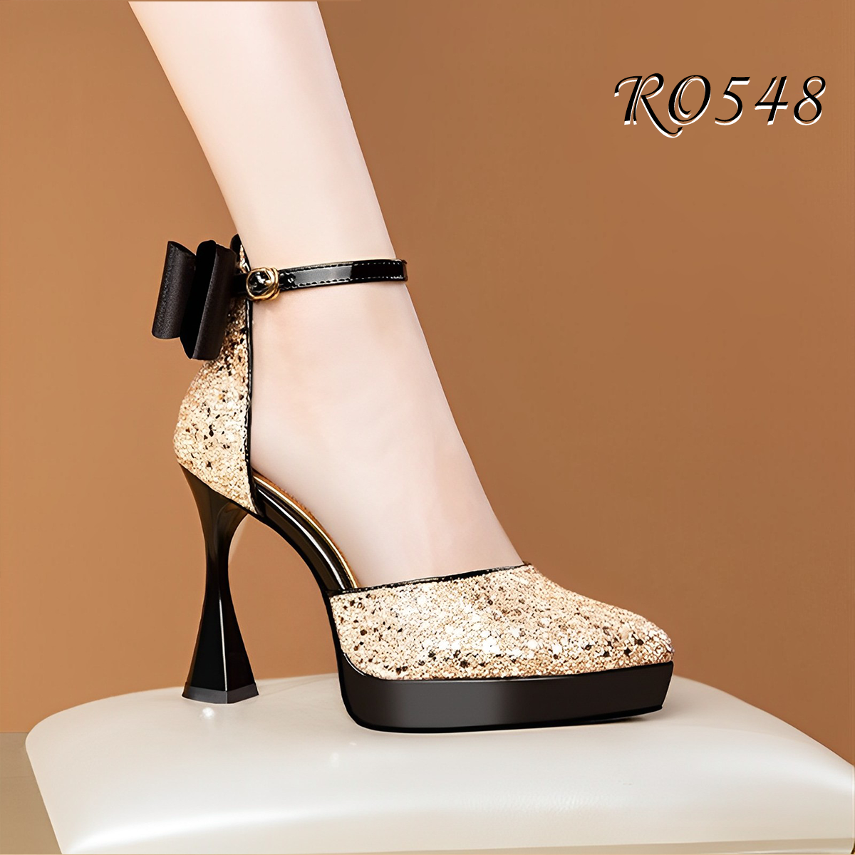 RO548 V
